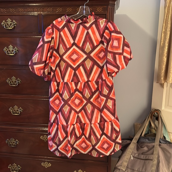 Dress - Picture 3 of 4